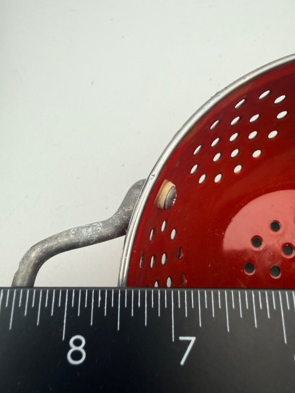 Vintage Red Metal Colander Rustic Country Cottagecore Kitchen Decor 8.5" - Picture 5 of 5